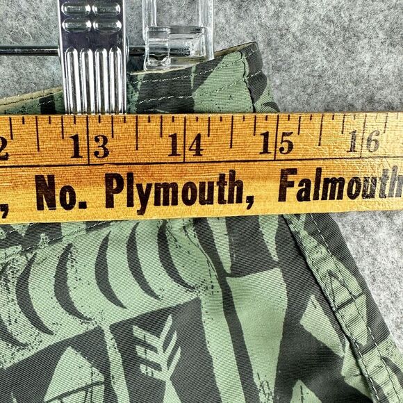 Patagonia Wayfarer Board Shorts Mens 32 Atzec Geometric Swim Trunks Beach Surf - Picture 8 of 14